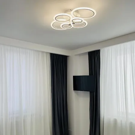 Oble Apartament's Center Appartamento Craiova